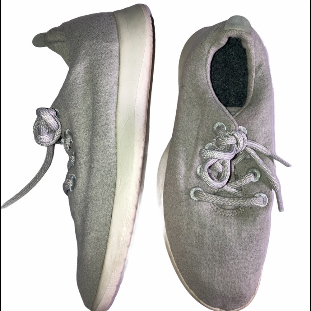 ALLBIRDS SNEAKERS SZ 9